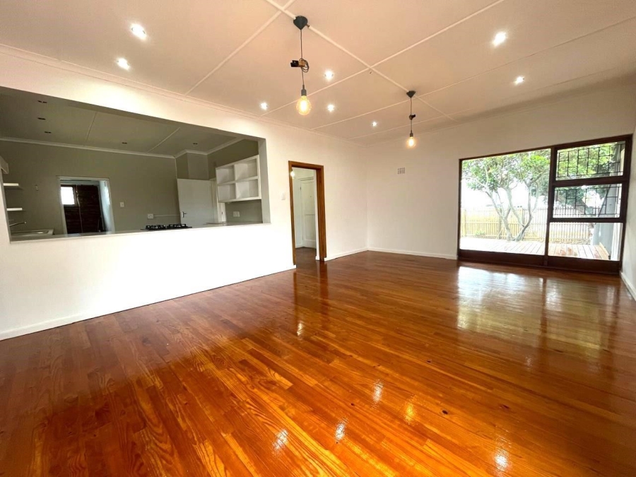 4 Bedroom Property for Sale in Mossel Bay Central Western Cape